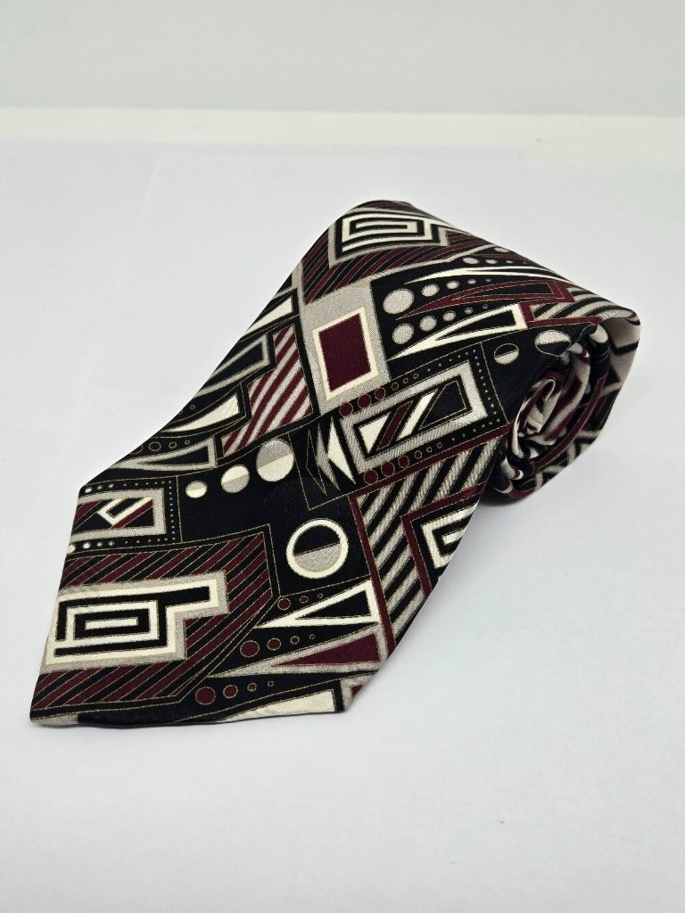 Gianfranco Ruffini 100% Italian Silk Geometric Mens Tie Black, Burgundy, White